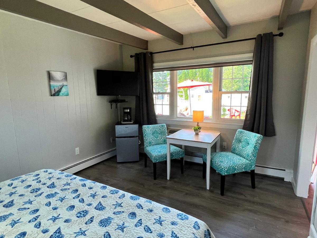 רוקפורט Claddagh Motel & Suites מראה חיצוני תמונה