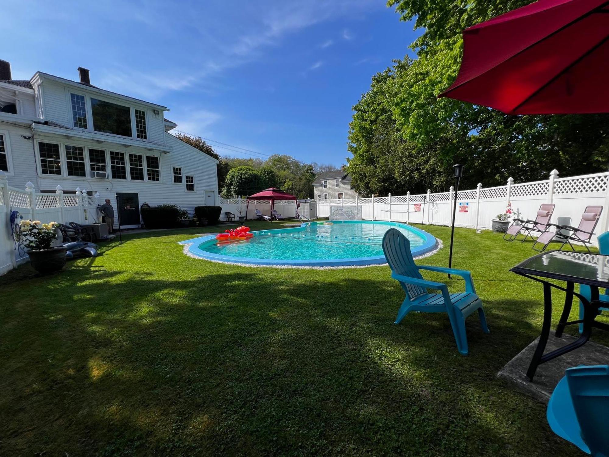 רוקפורט Claddagh Motel & Suites מראה חיצוני תמונה