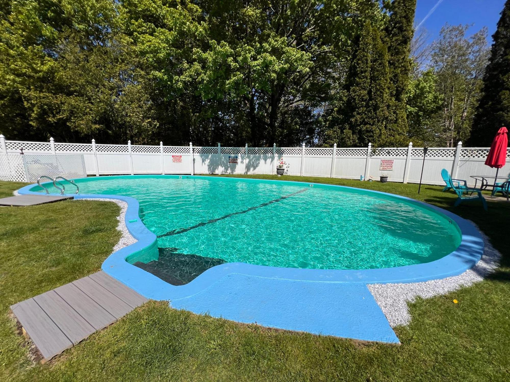 רוקפורט Claddagh Motel & Suites מראה חיצוני תמונה